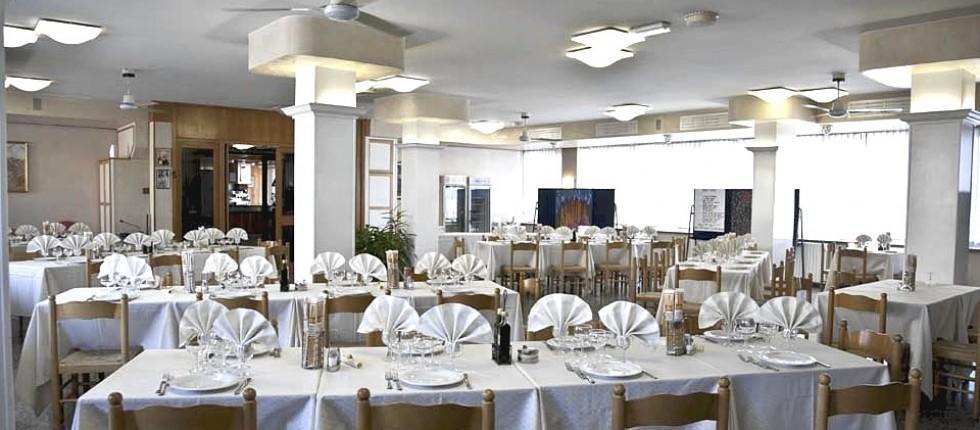 Hotel San Crispino Morrovalle Bagian luar foto